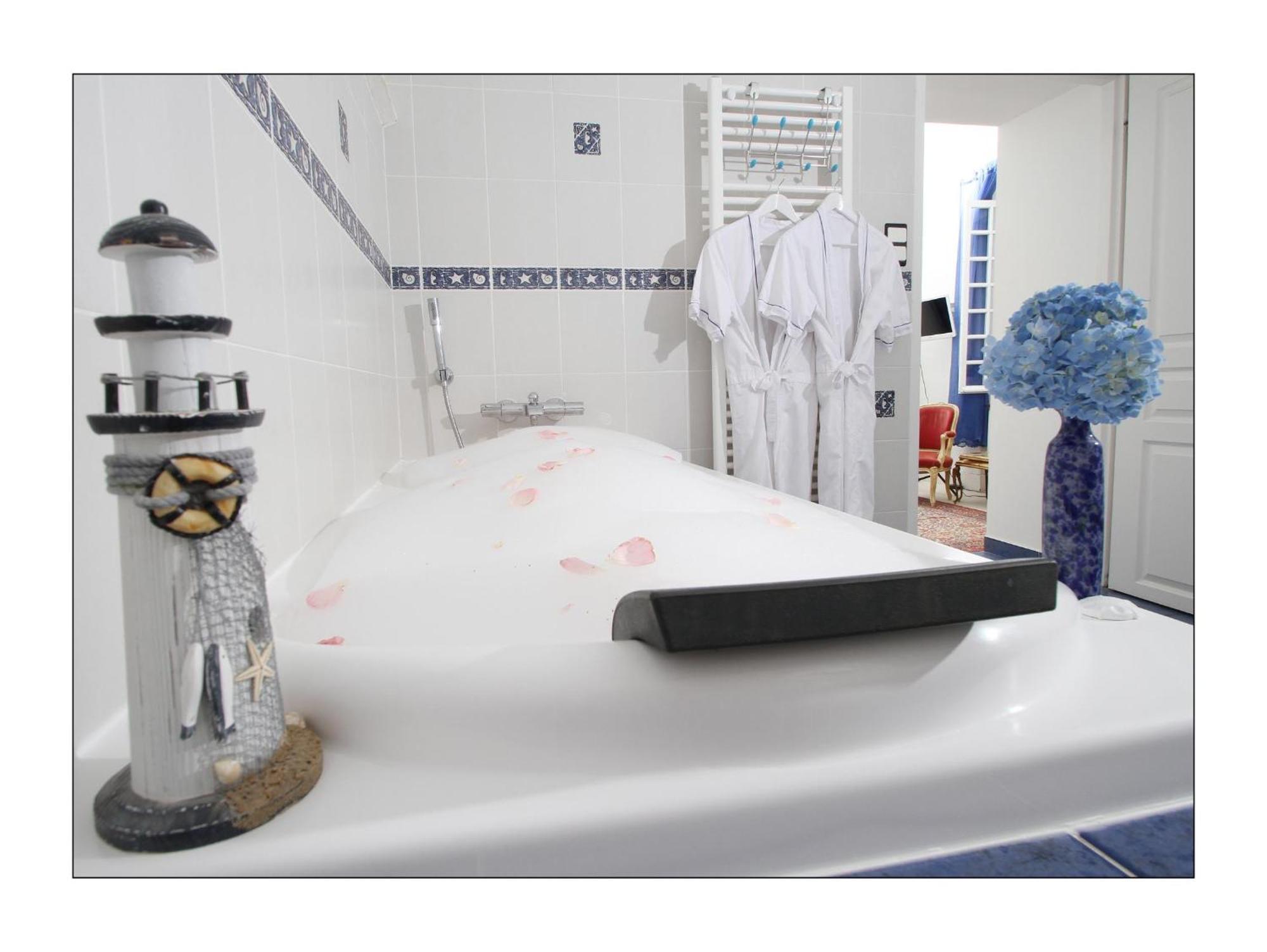 Villa Aimee Luxury Apartments With Heated Pool ヴァル・レ・バン エクステリア 写真