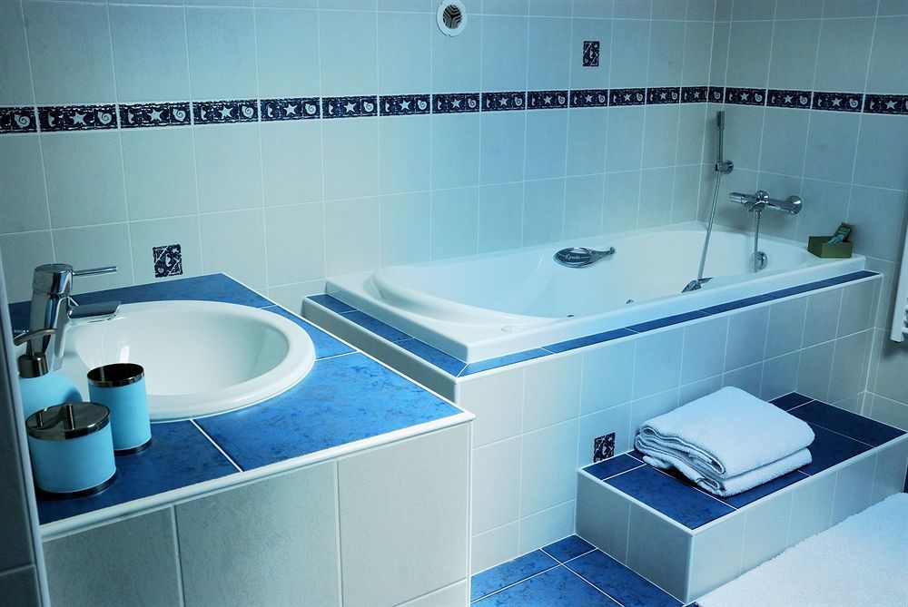Villa Aimee Luxury Apartments With Heated Pool ヴァル・レ・バン エクステリア 写真